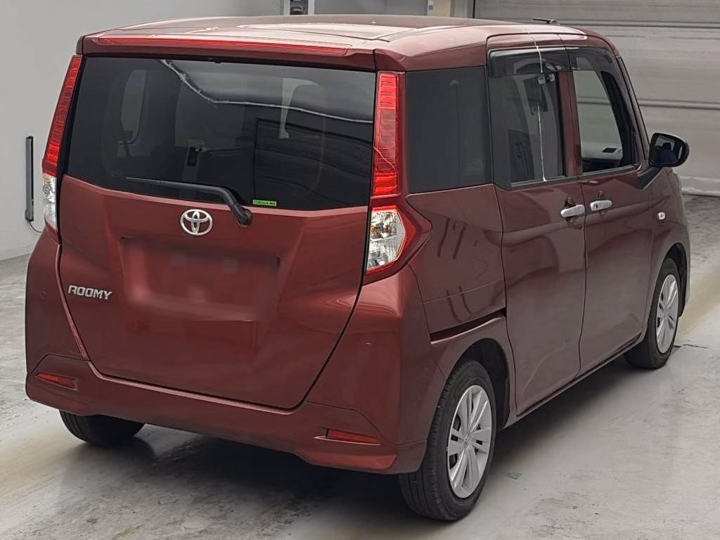 TOYOTA ROOMY