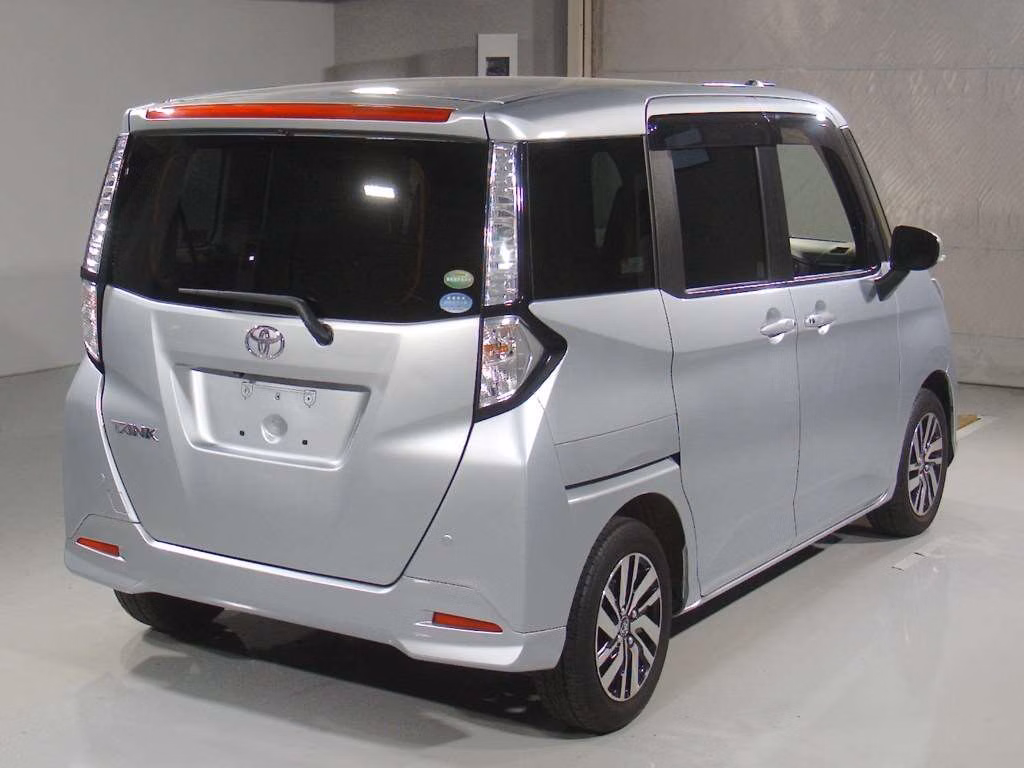 TOYOTA TANK