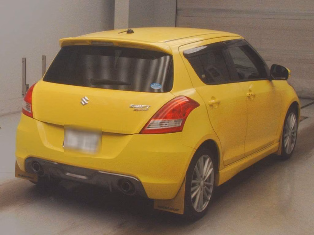 SUZUKI SWIFT