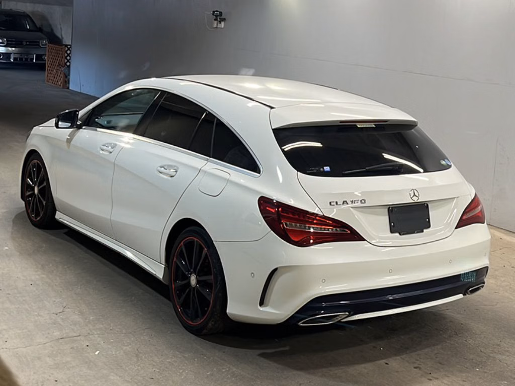 MERCEDES-BENZ CLA-CLASS