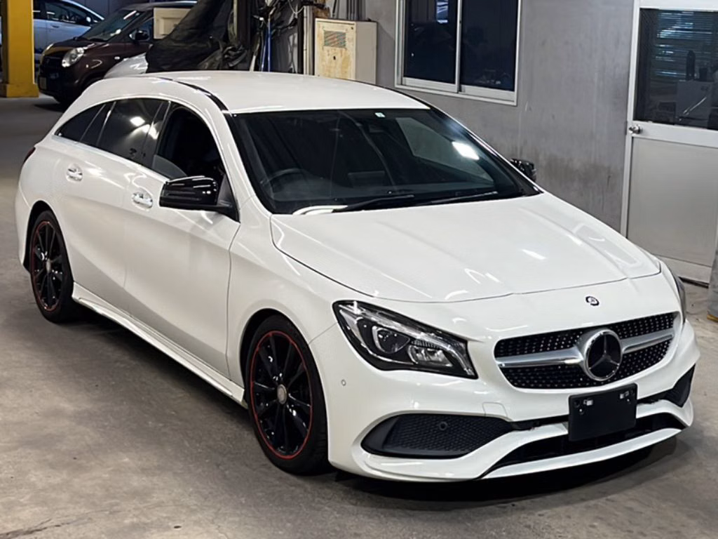 MERCEDES-BENZ CLA-CLASS
