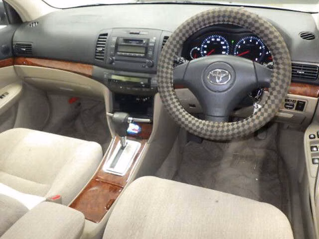 TOYOTA PREMIO