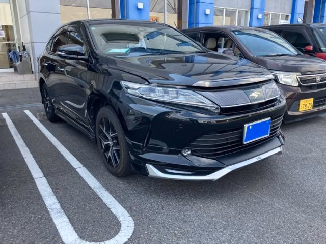 TOYOTA HARRIER