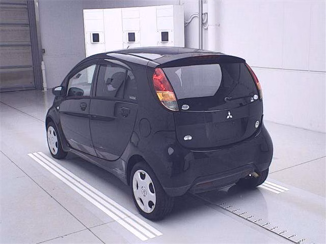 MITSUBISHI I