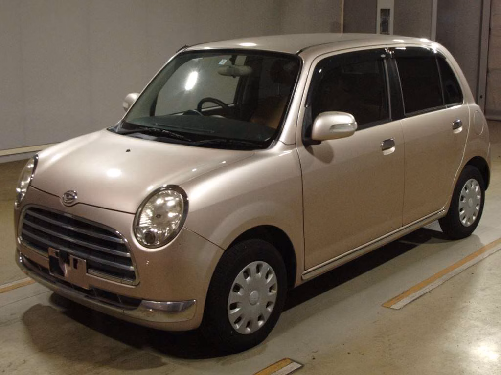 DAIHATSU MIRA GINO