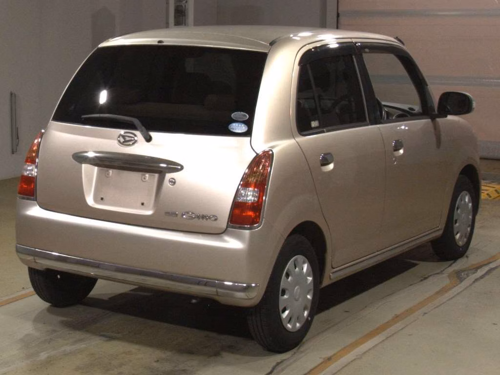 DAIHATSU MIRA GINO