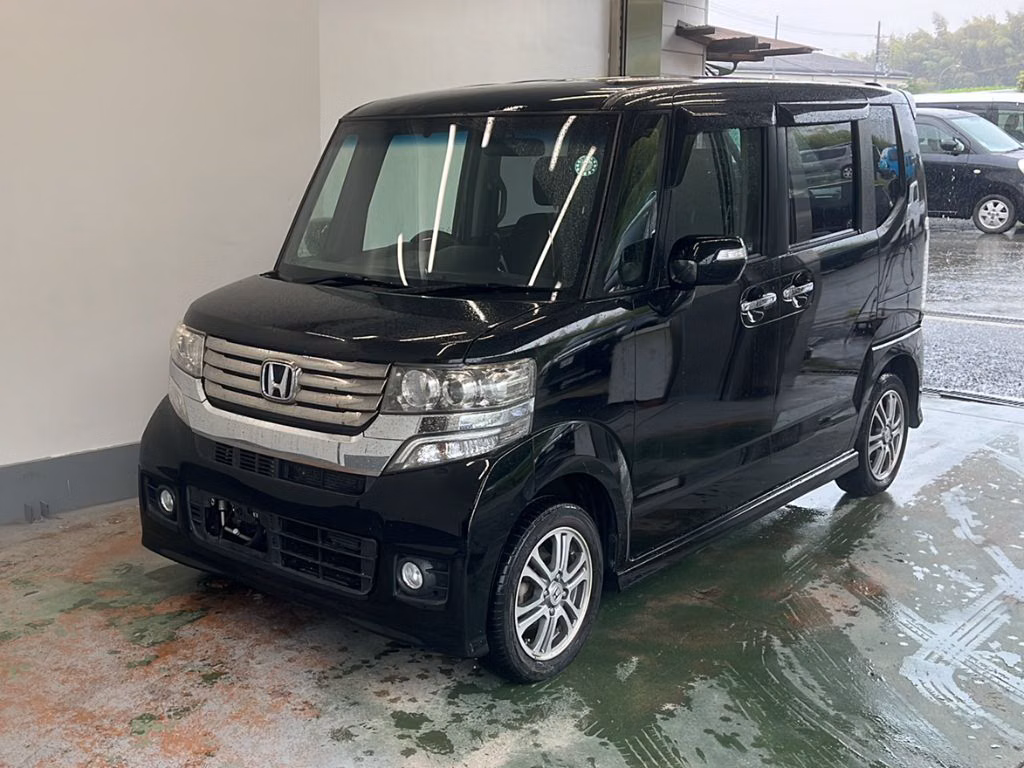 HONDA N-BOX