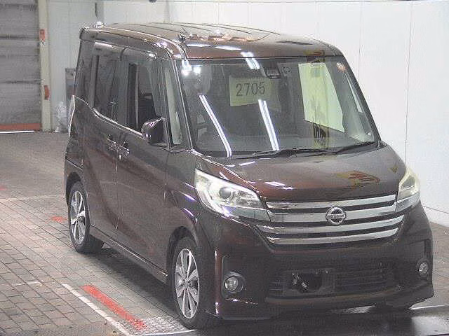 NISSAN DAYZ ROOX