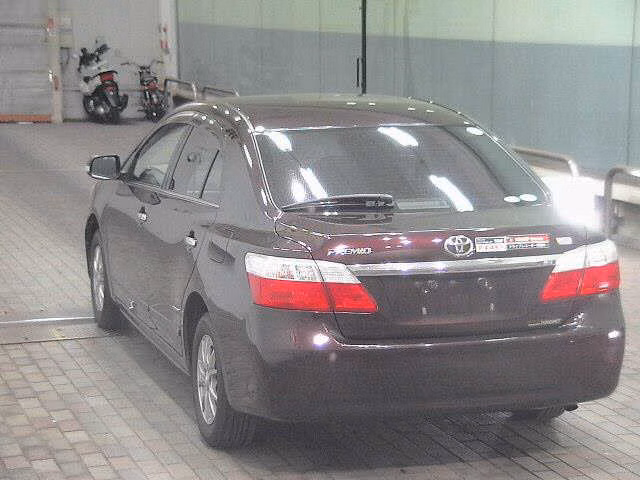 TOYOTA PREMIO