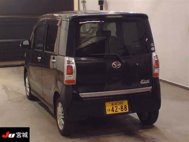 DAIHATSU TANTO EXE