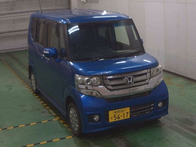 HONDA N-BOX