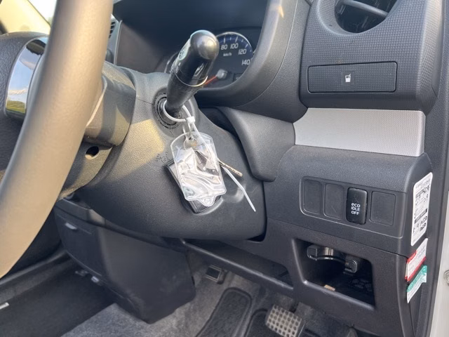 TOYOTA PIXIS SPACE
