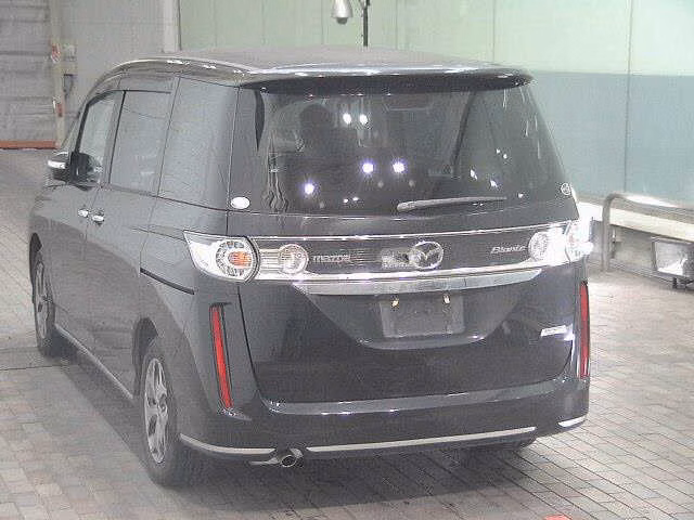 MAZDA BIANTE
