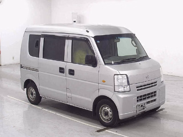 NISSAN NV100 CLIPPER