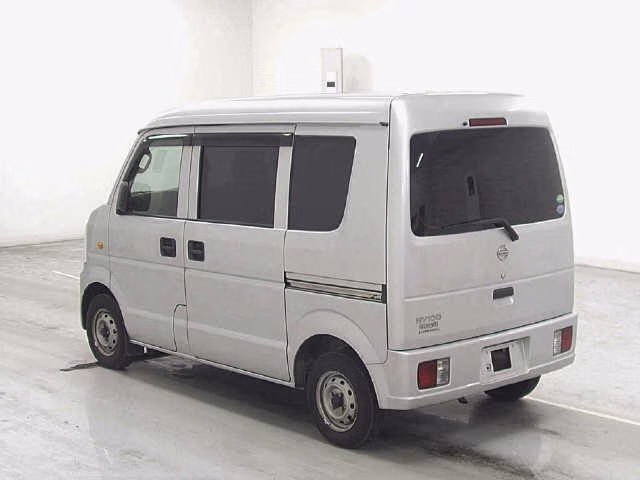 NISSAN NV100 CLIPPER