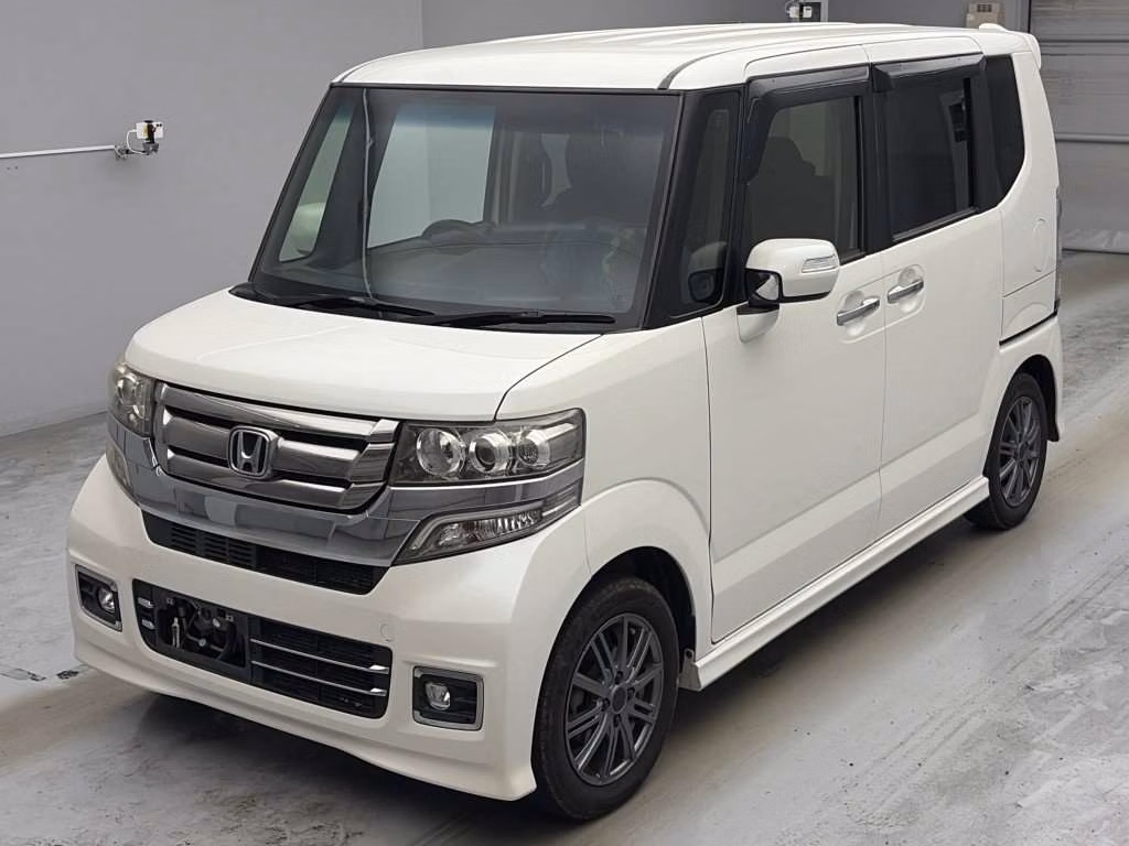 HONDA N-BOX