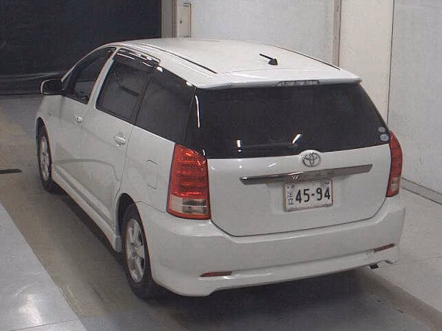 TOYOTA WISH