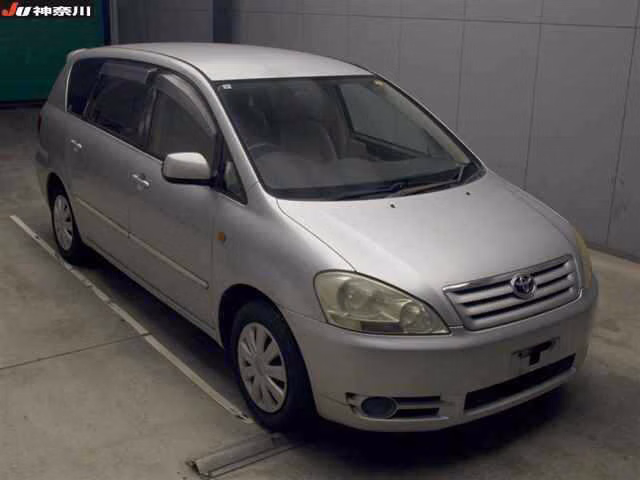 Toyota Ipsum