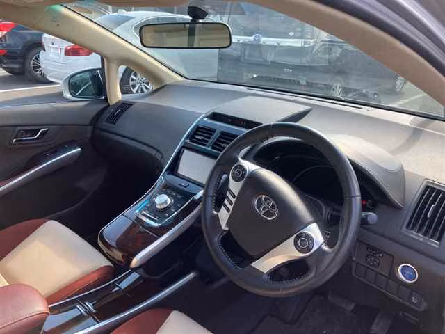 TOYOTA SAI
