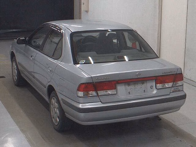NISSAN SUNNY