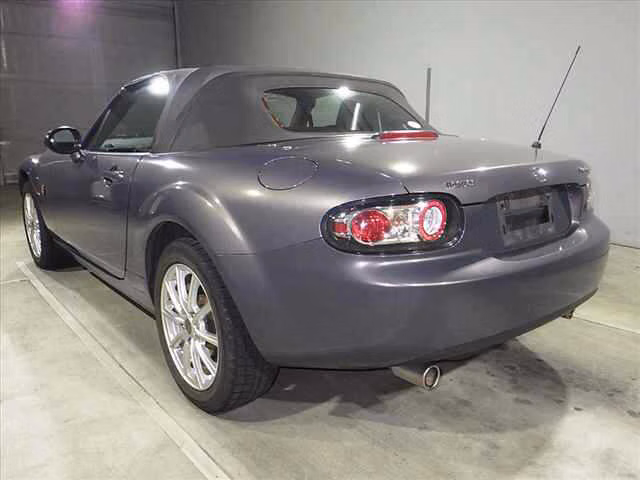 MAZDA ROADSTER