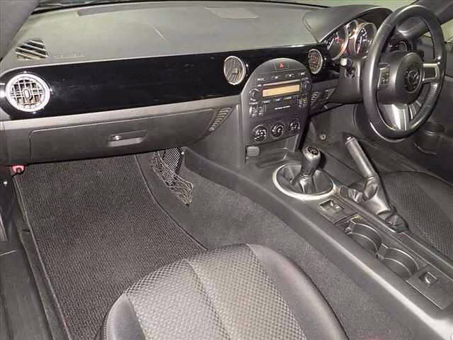 MAZDA ROADSTER