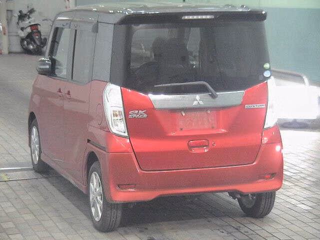 MITSUBISHI EK SPACE