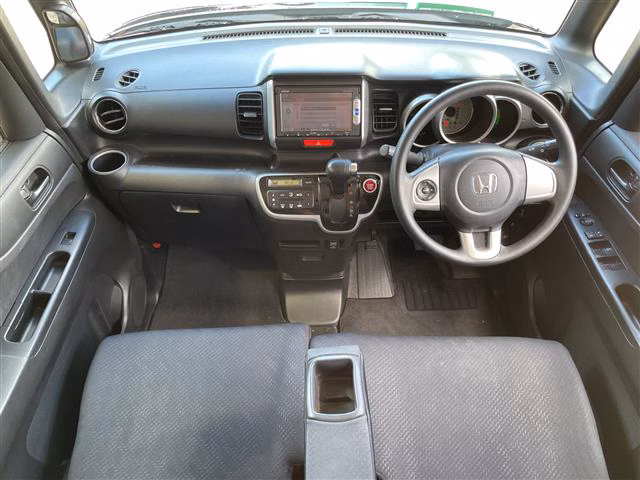 HONDA N-BOX