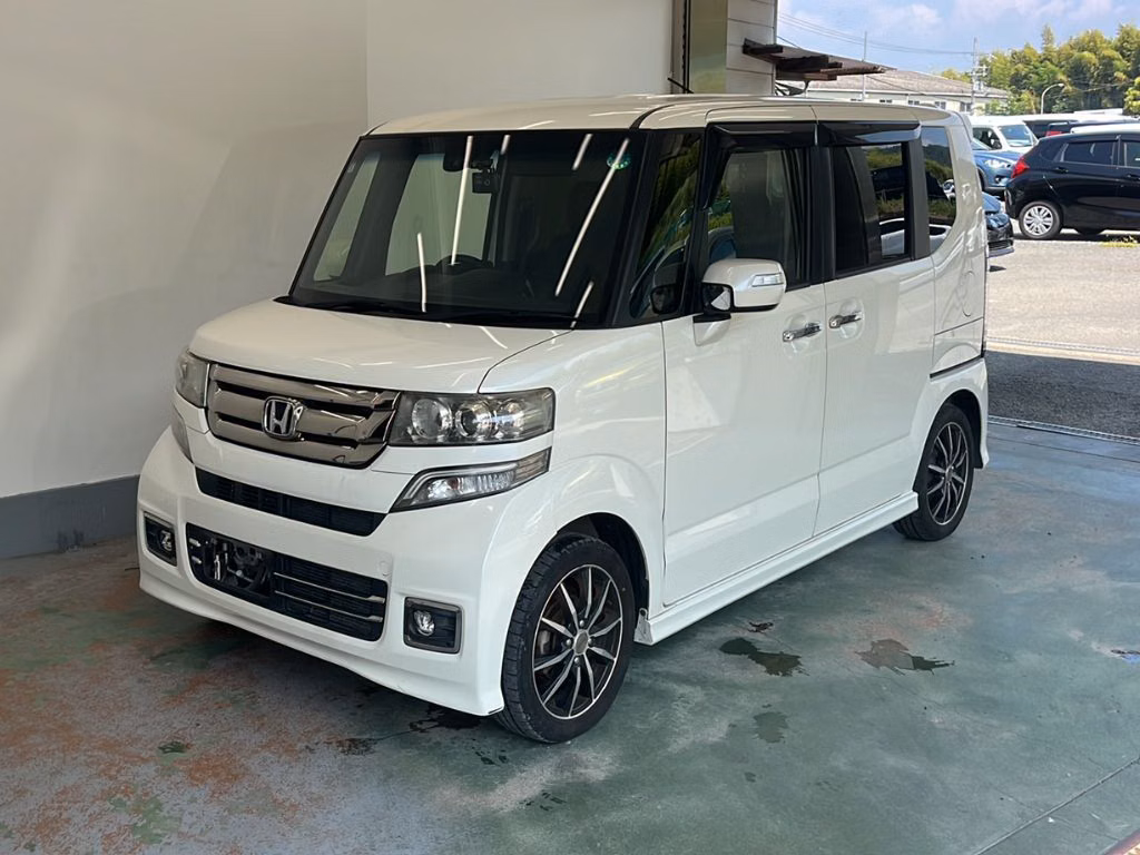 HONDA N-BOX
