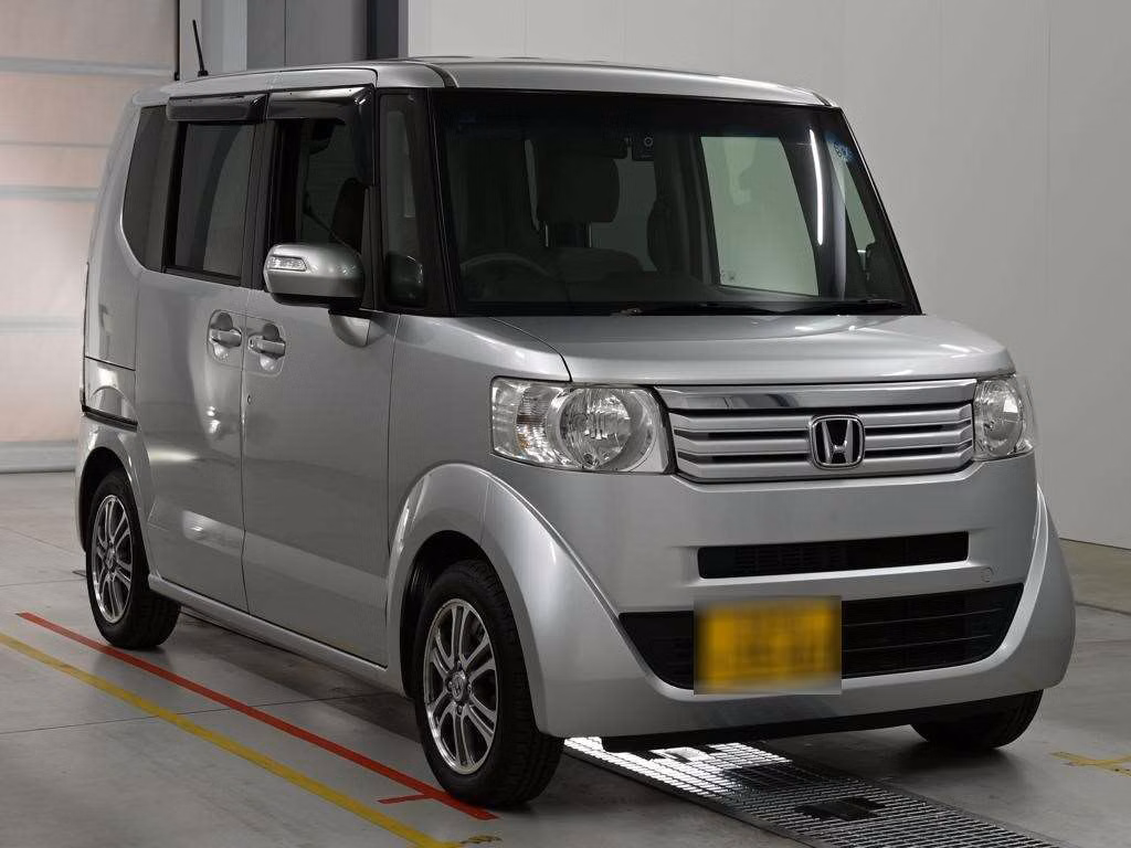HONDA N-BOX