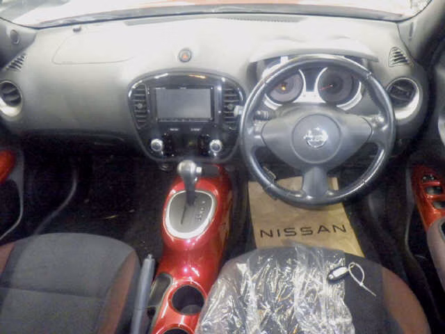 NISSAN JUKE