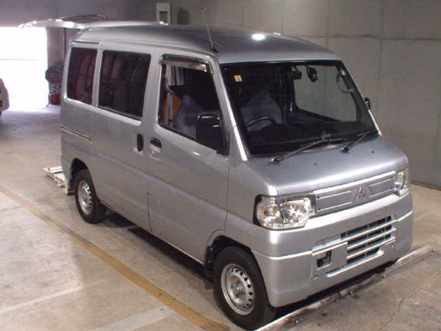 MITSUBISHI MINICAB