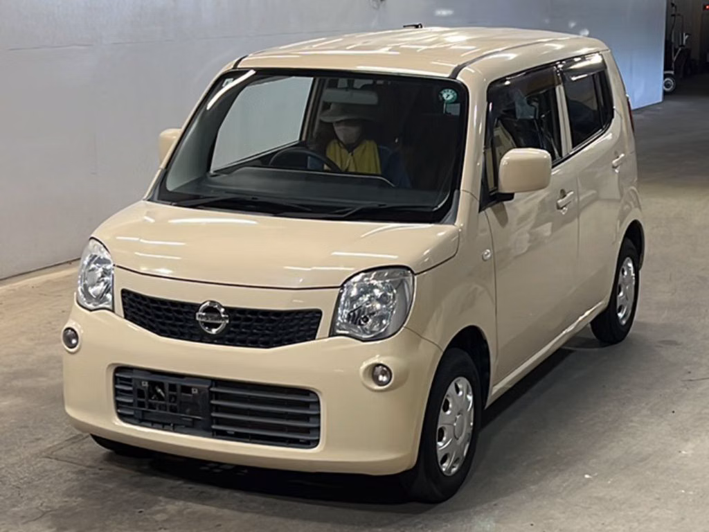 NISSAN MOCO