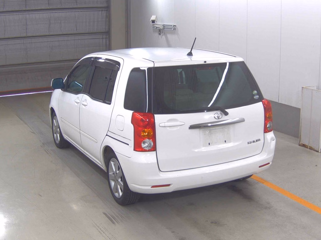 TOYOTA RAUM