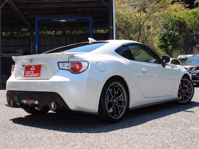 TOYOTA GT 86