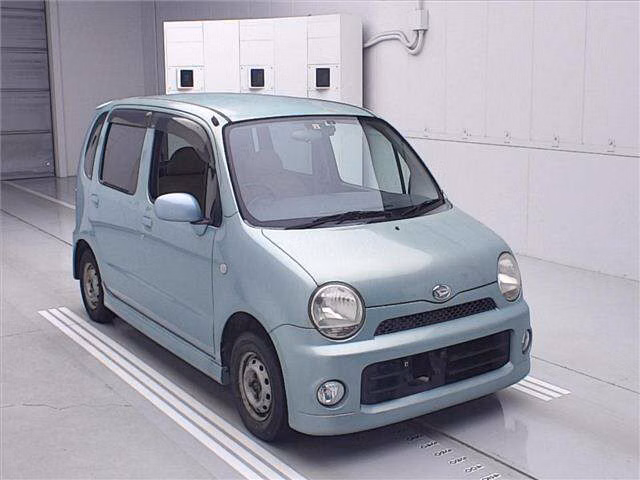 DAIHATSU MOVE LATTE