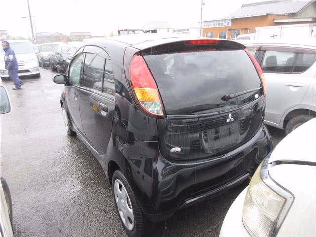 MITSUBISHI I
