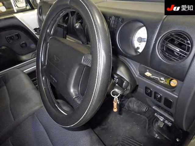 DAIHATSU NAKED