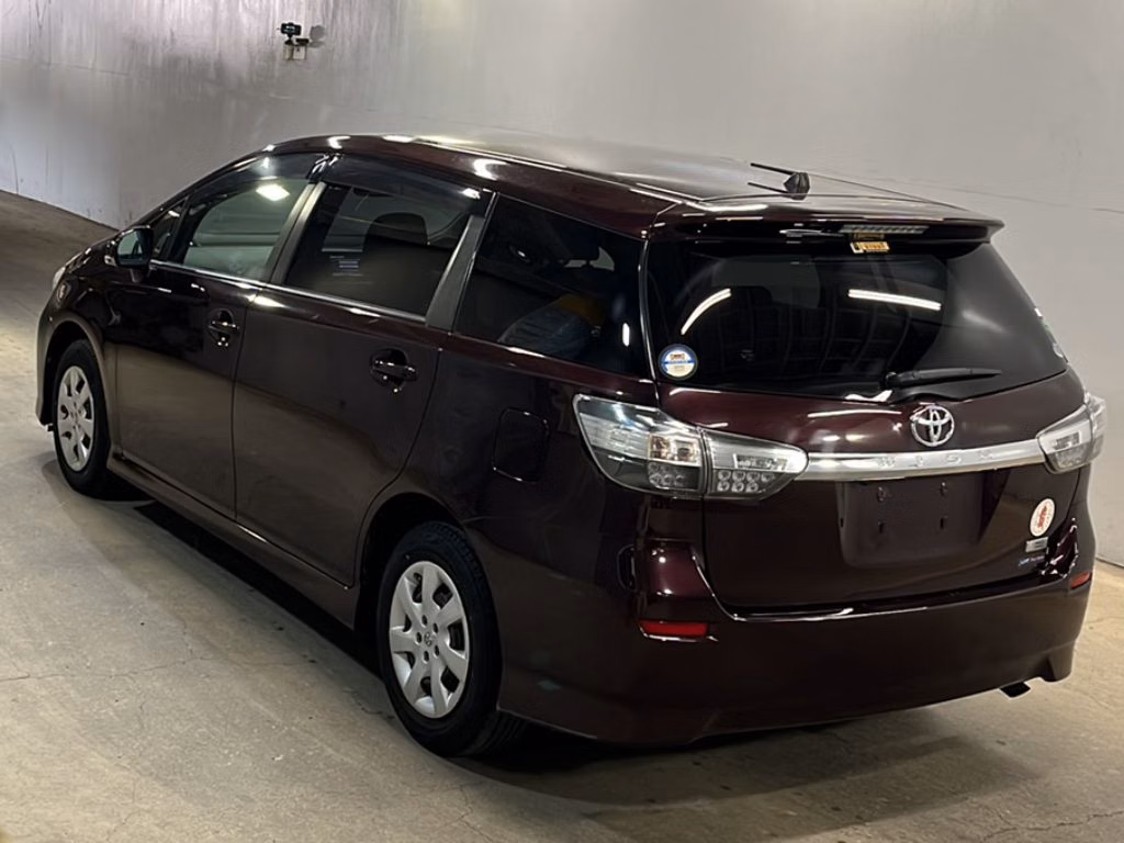 TOYOTA WISH