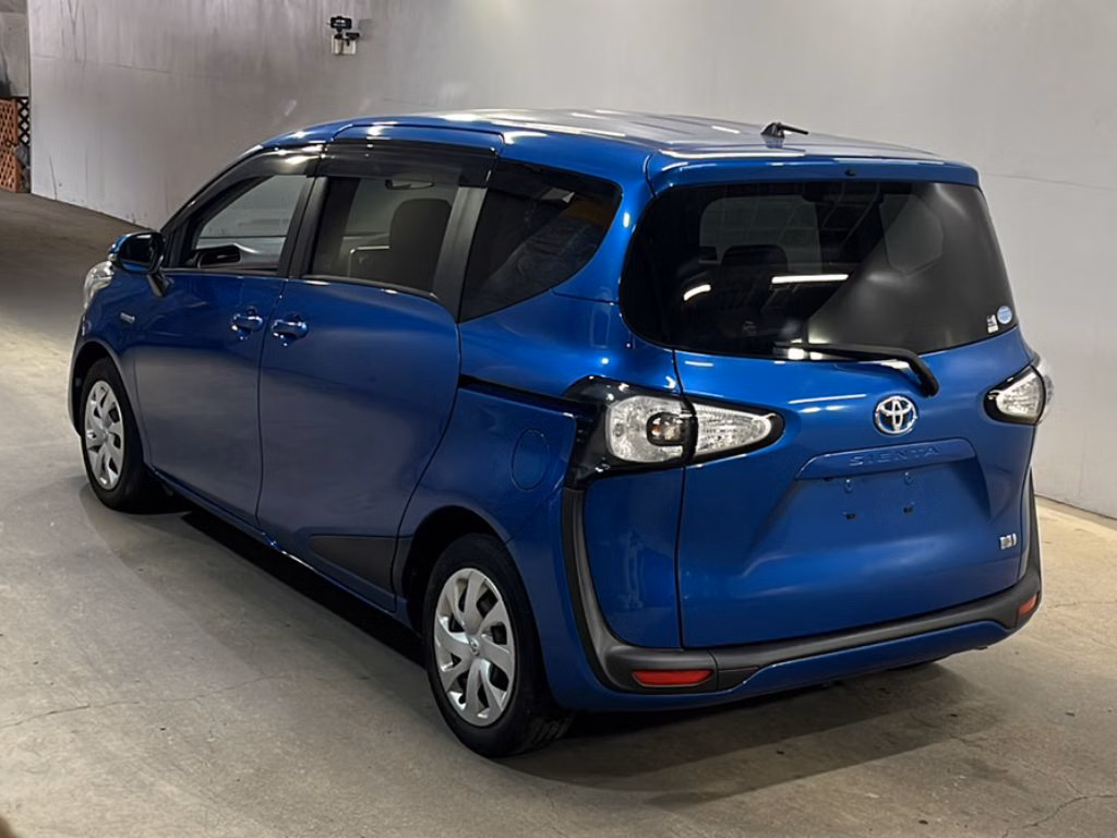TOYOTA SIENTA