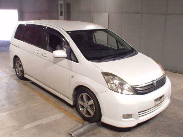 TOYOTA ISIS