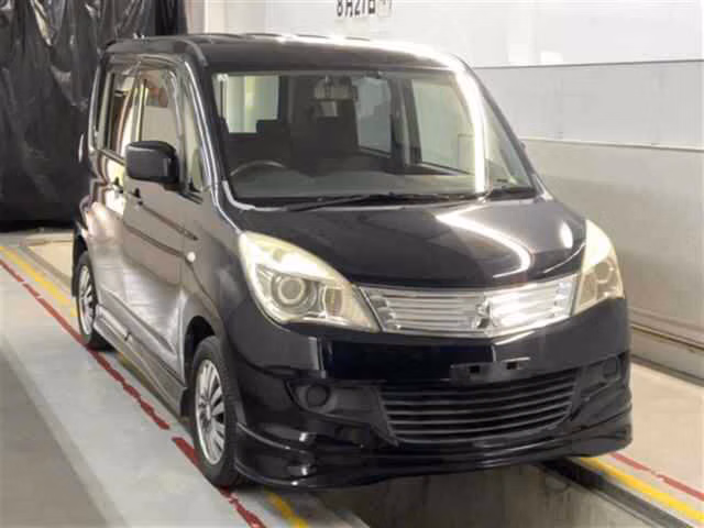 MITSUBISHI DELICA D:2