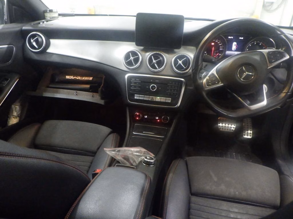 MERCEDES-BENZ CLA-CLASS