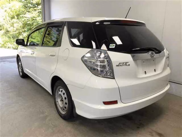 HONDA FIT SHUTTLE