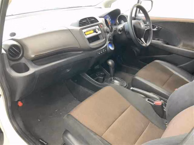 HONDA FIT SHUTTLE
