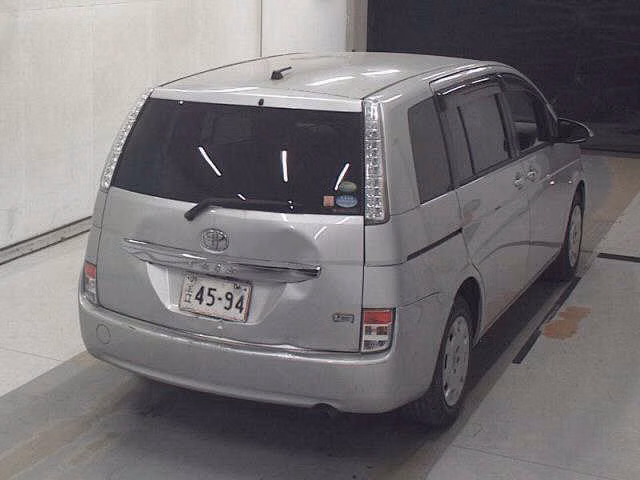 TOYOTA ISIS