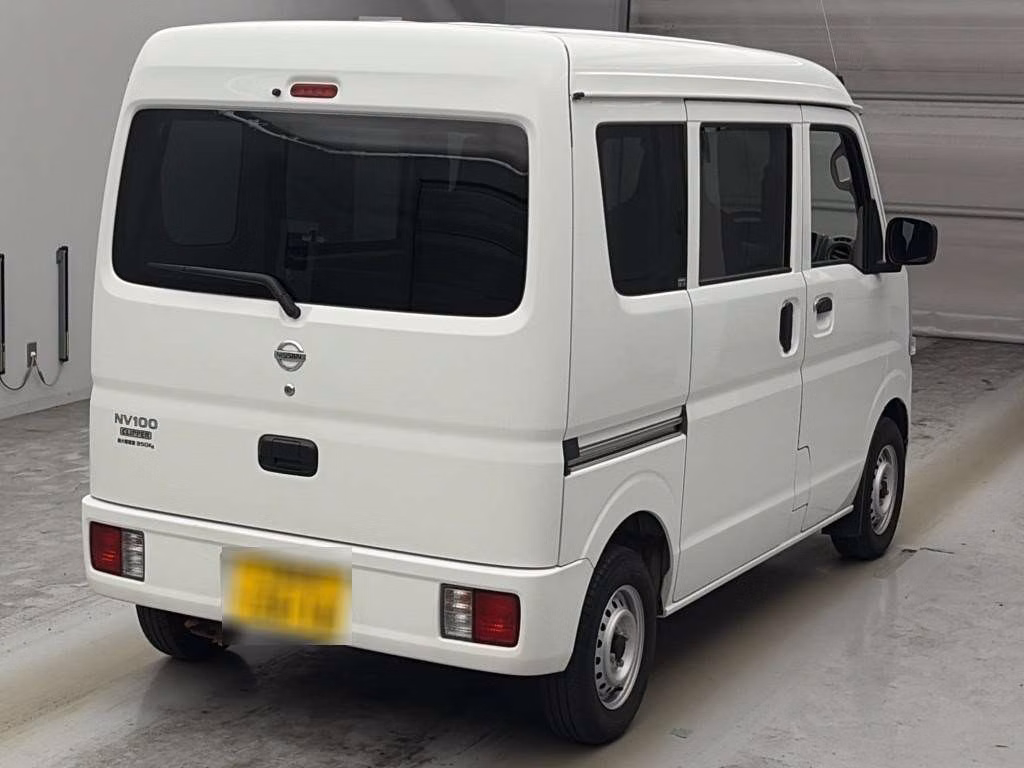 NISSAN NV100 CLIPPER