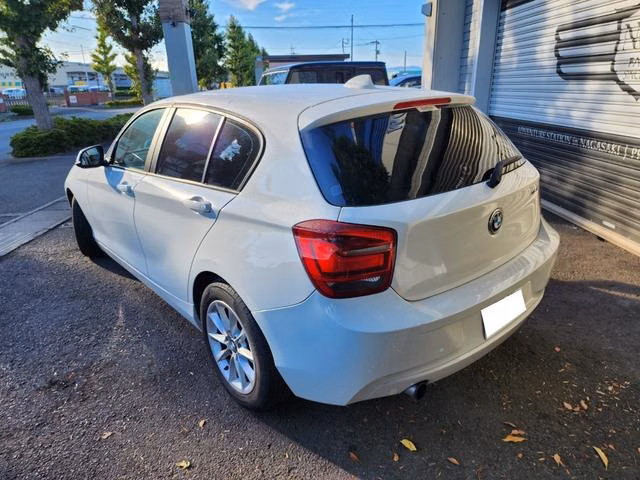 BMW 1-SERIES