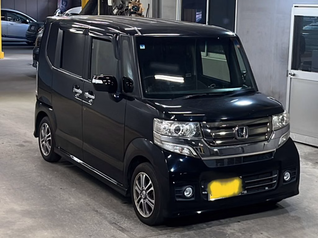 HONDA N-BOX