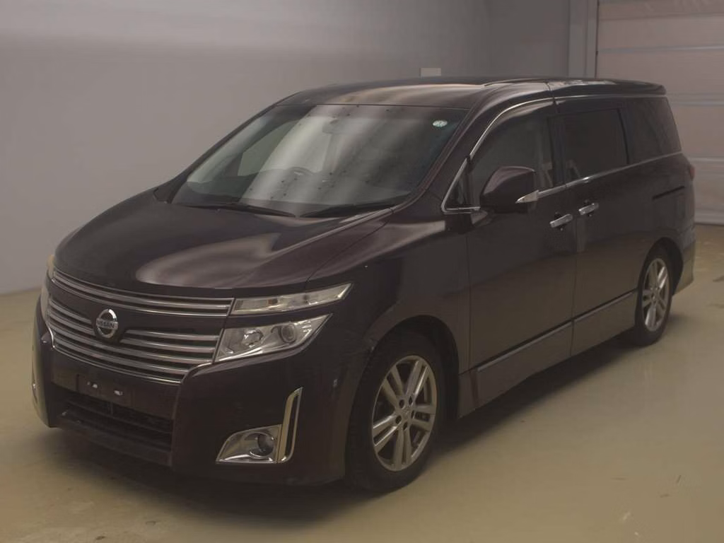 NISSAN ELGRAND